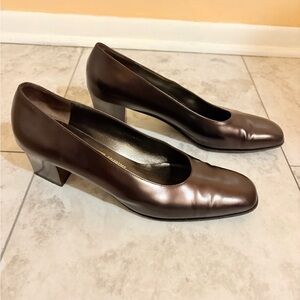 Salvatore Ferragamo vintage bronze brown heels